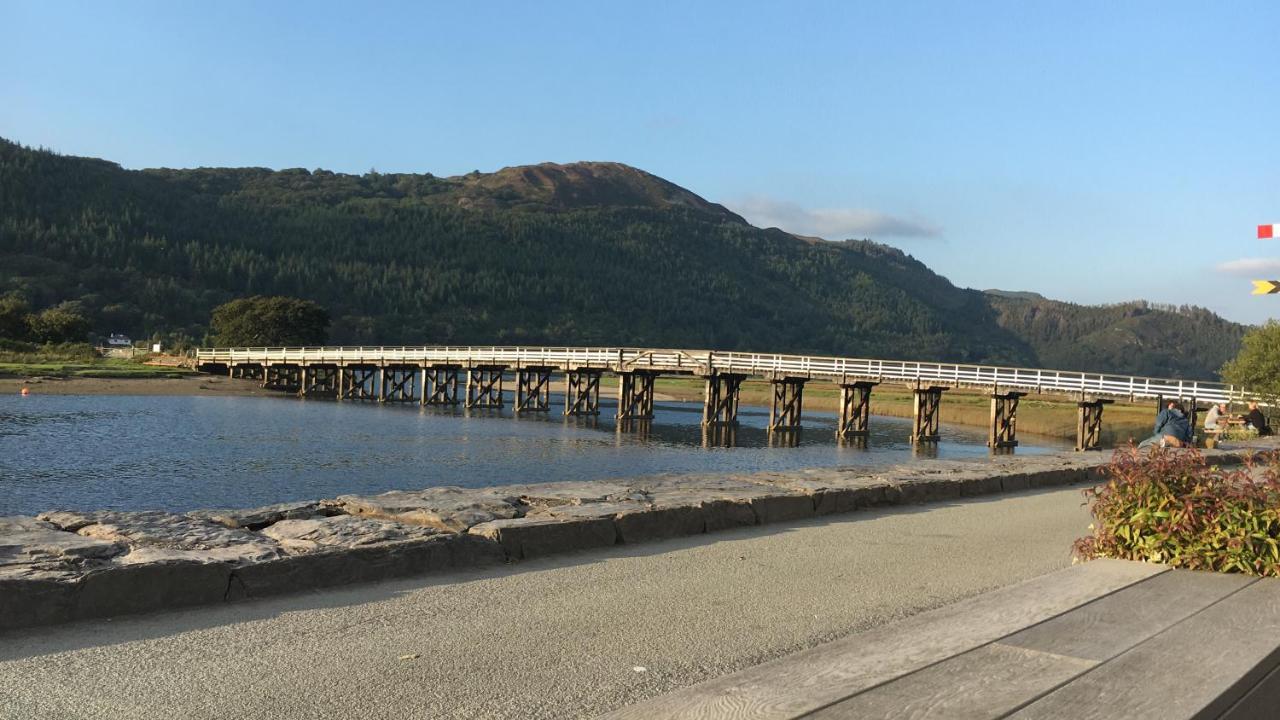 Snowdonia Mawddach Escape Villa Dolgellau Exterior photo